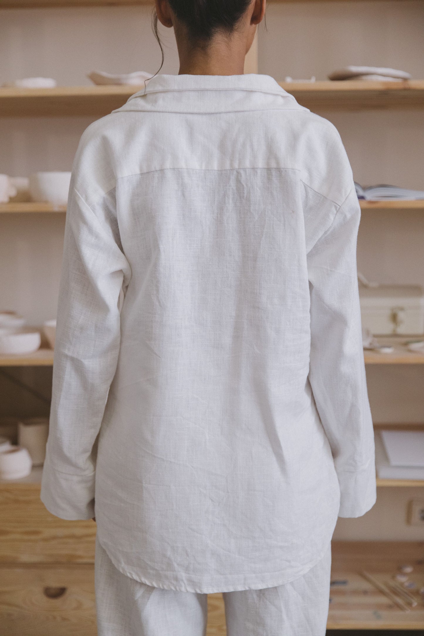 WHITE GLAZE SHIRT