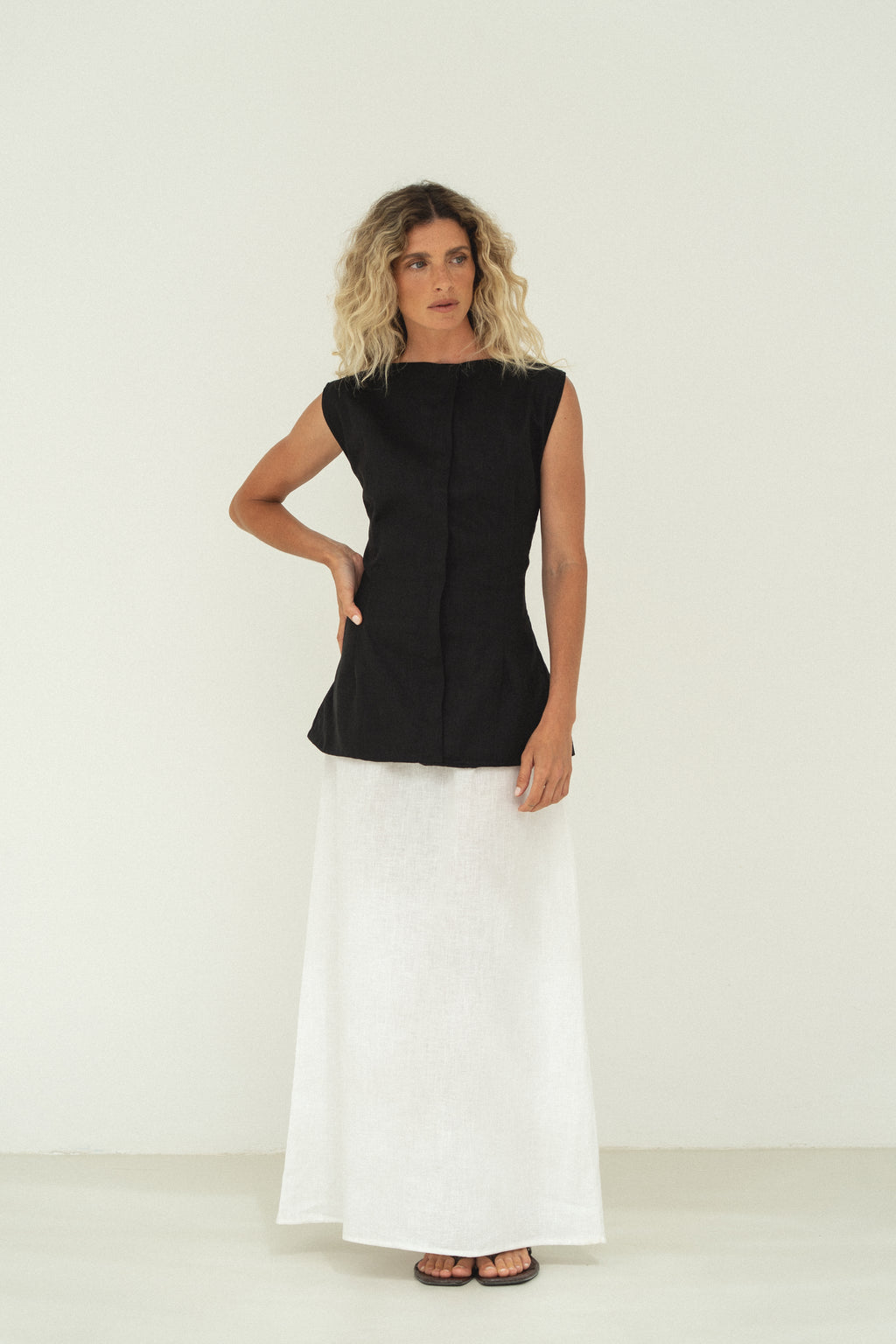 SERENA BLACK & WHITE DRESS