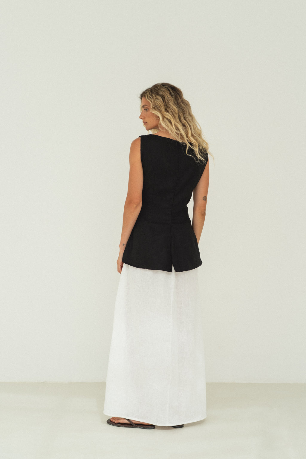 SERENA BLACK & WHITE DRESS