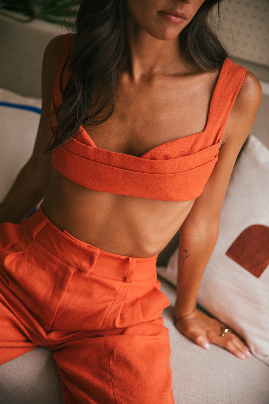MOLD WHITE  TOP