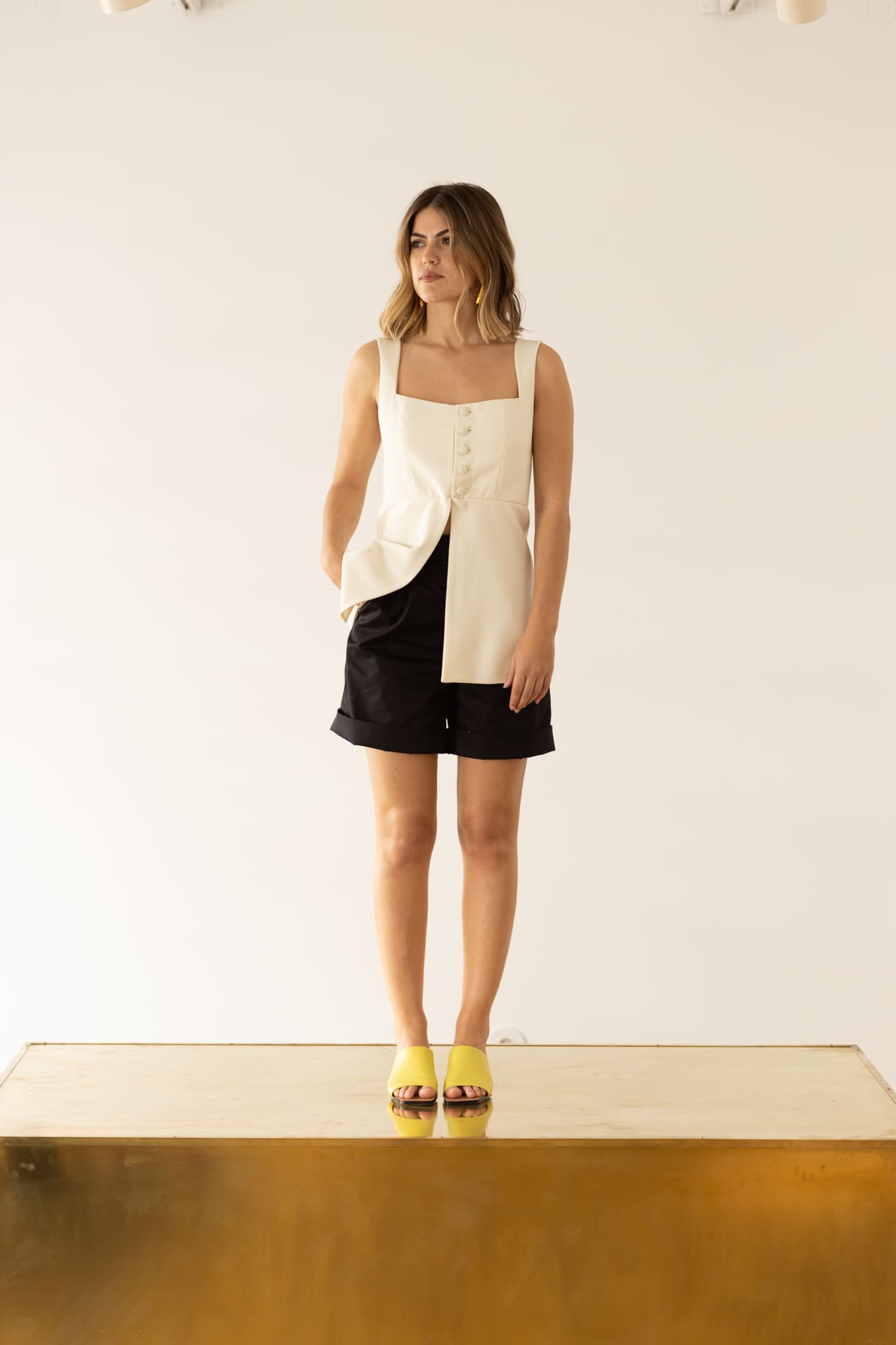 ROSEMARY TOP