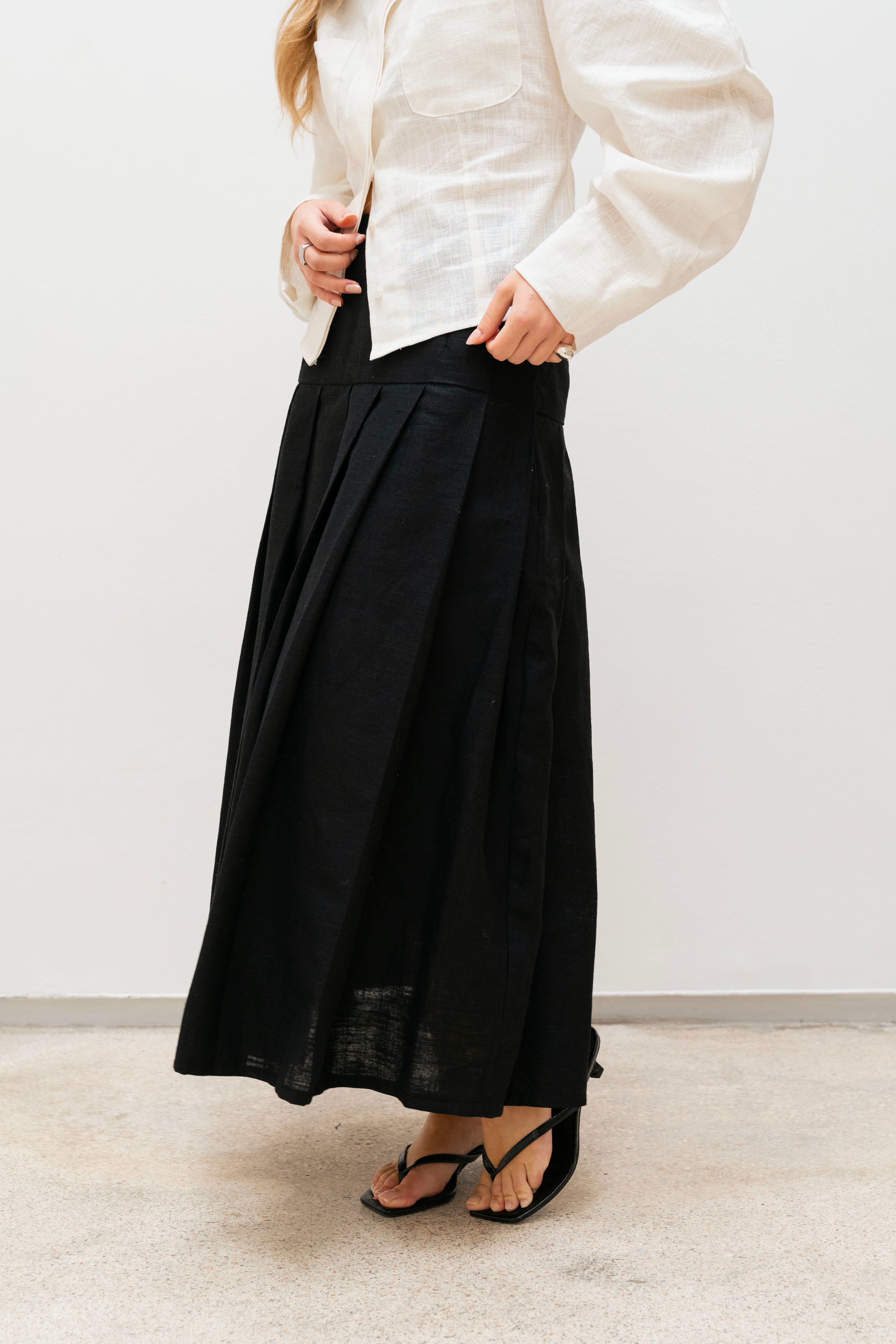 JEANNE BLACK SKIRT