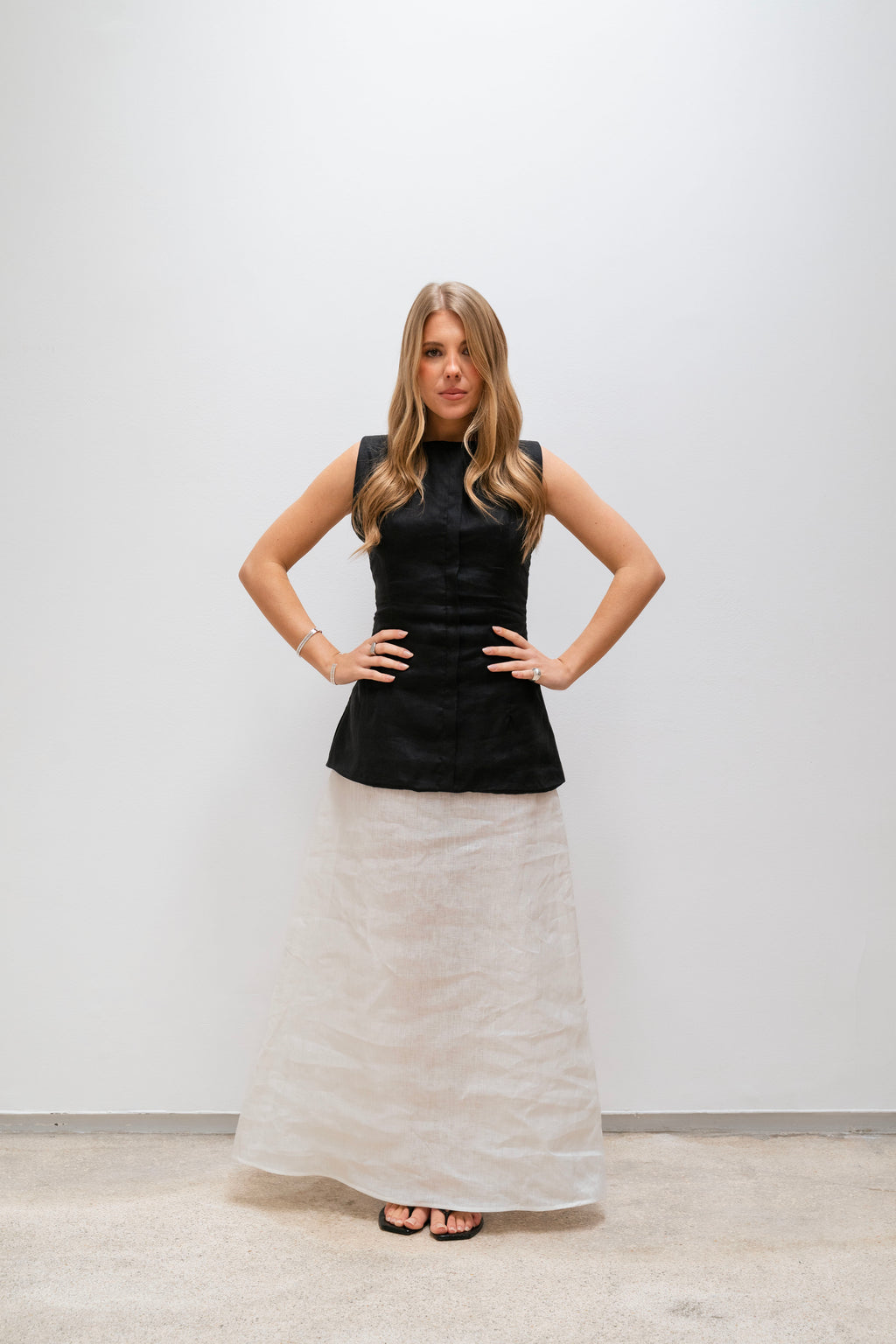 SERENA BLACK & WHITE DRESS