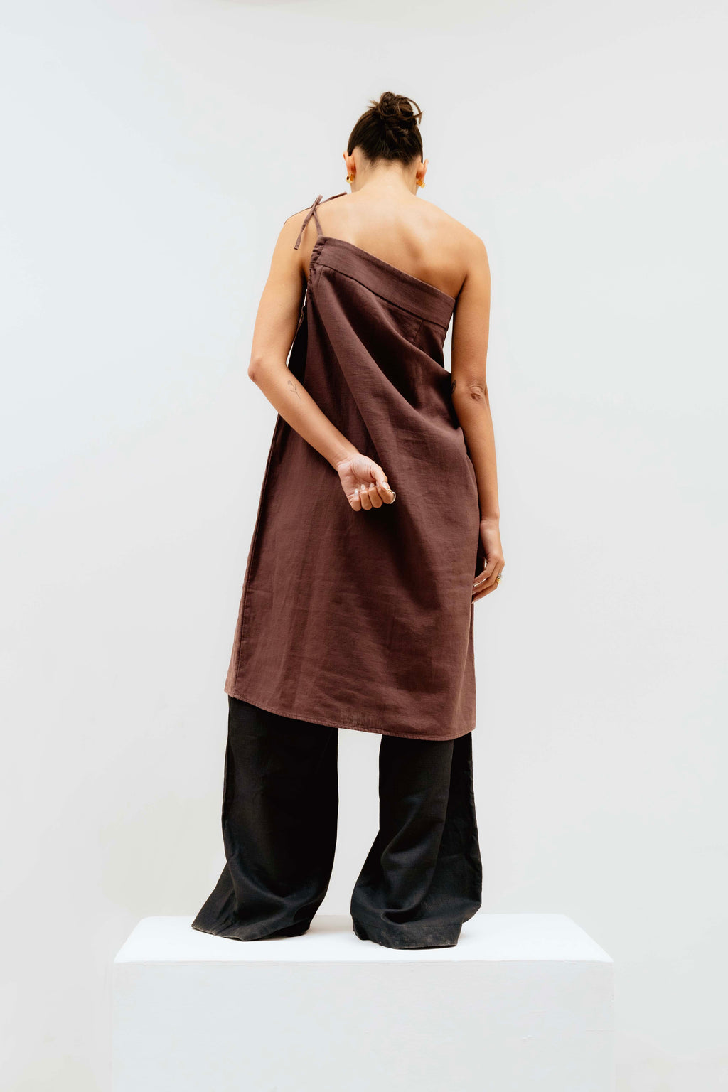 MARY TAUPE SKIRT