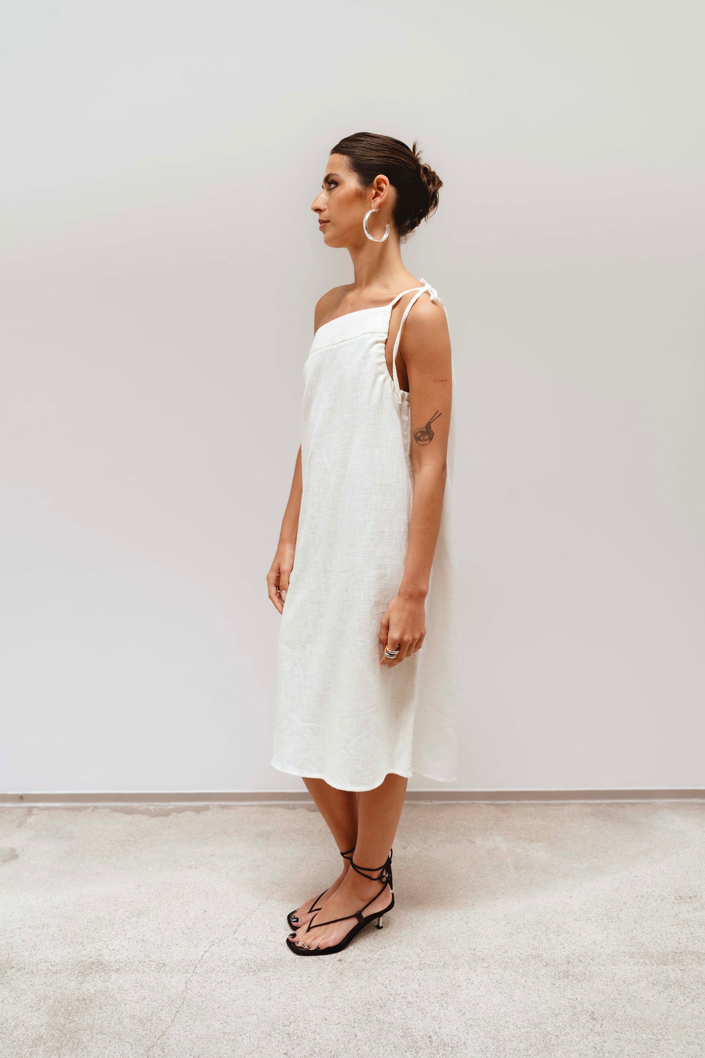 WHITE MARY SKIRT